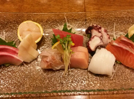 Waraku Japanese Restaurant - Suwanee, GA