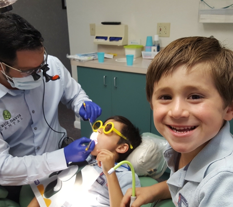 Cruz Davis Family and Cosmetic Dentistry - Gainesville, FL