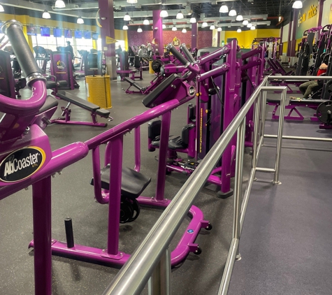 Planet Fitness - Hicksville, NY