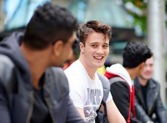 RMIT University - Hamilton, VIC