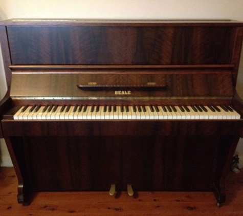 Fletcher Pianos - Belmont, NSW