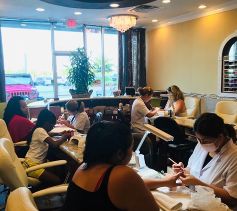 Deluxe Nail & SP - Cypress, TX