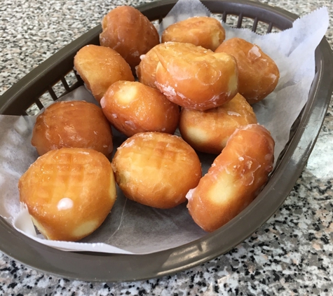 Colonial Donuts - Oakland, CA