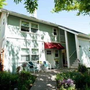 Anne Hathaways B&B and Garden Suites - Ashland, OR