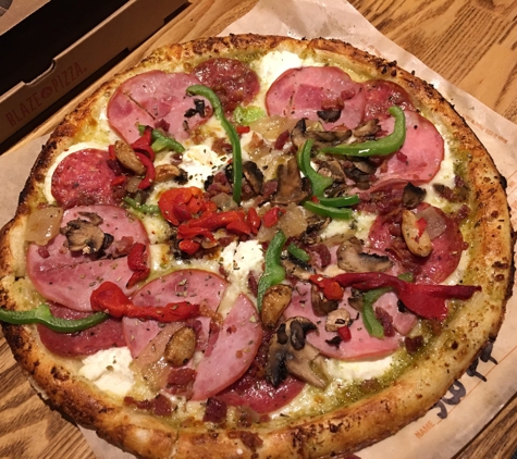 Blaze Pizza - Cabazon, CA