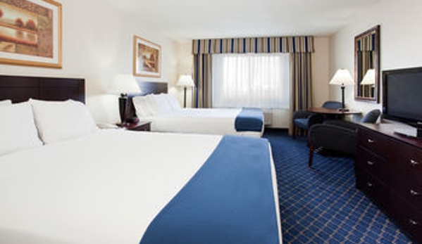 Holiday Inn Express & Suites Torrington - Torrington, WY