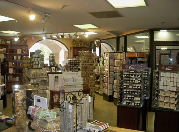 St Jude Gift and Book Store - Saint Petersburg, FL