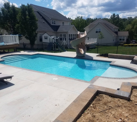 Leisure Contracting - Lansdowne, MD