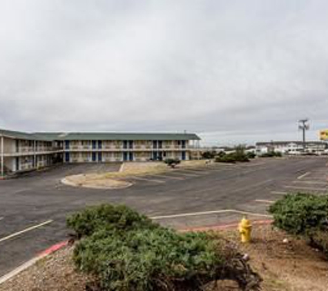 Motel 6 - Albuquerque, NM