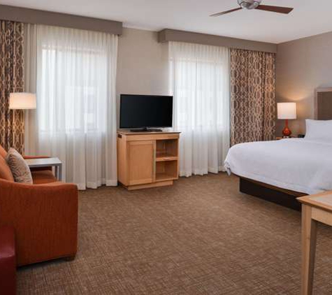 Hampton Inn & Suites Denver-Speer Boulevard - Denver, CO