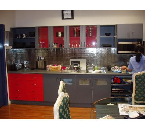 M & R Kitchens