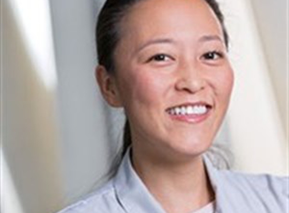 Dr. Julie Kim MD - Chicago, IL