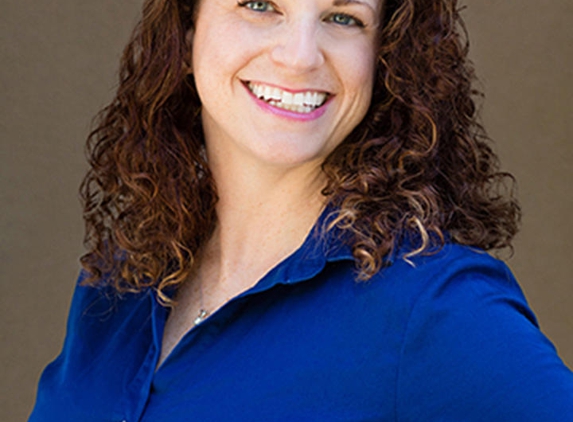 Ariel Shuckett, MD - West Coast OB/GYN, Inc., Cardinal - San Diego, CA