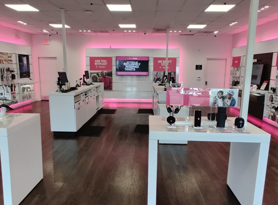 T-Mobile - Warminster, PA