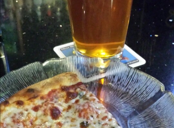 Oggi's Sports | Brewhouse |Pizza - San Diego, CA