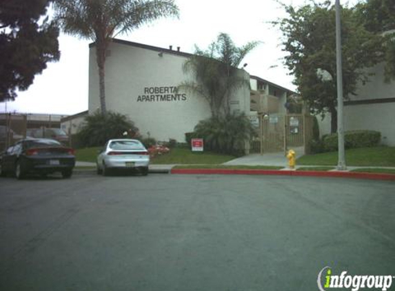 Roberta Apartments - Fullerton, CA