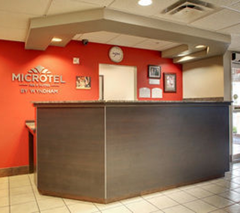 Microtel Inn & Suites by Wyndham Tuscaloosa Near University - Tuscaloosa, AL