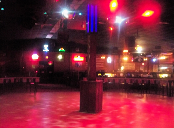 Red River Dance Hall & Saloon - Tomball, TX