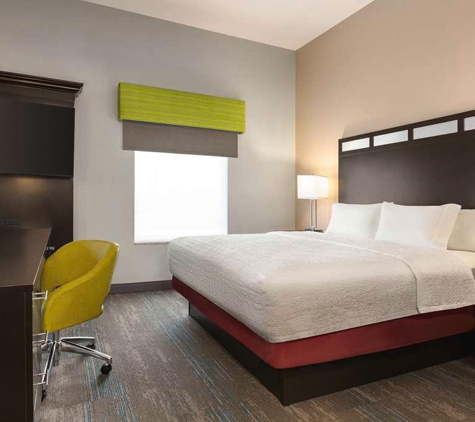 Hampton Inn & Suites York South - York, PA