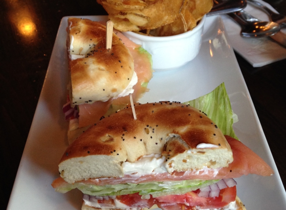 Foxy's Restaurant - Glendale, CA. Your bread is a bagel? That's awesome!