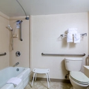 Quality Inn Lawrence - Motels