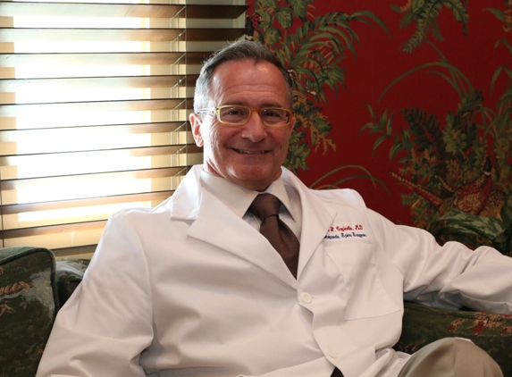 Dr. William Nicholas Capicotto, MD - Buffalo, NY