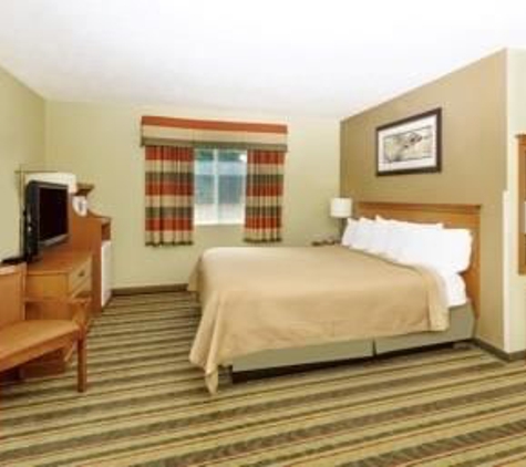 Days Inn - Yankton, SD