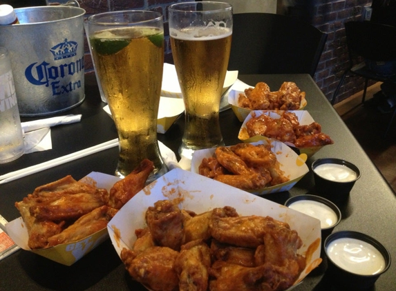 Buffalo Wild Wings - Santee, CA