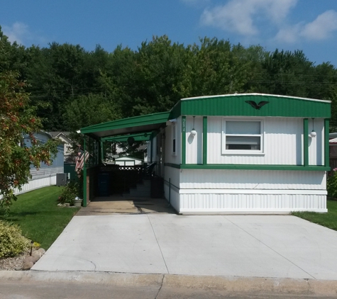 Pine Ridge Mobile Home Park - North Ridgeville, OH