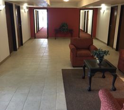 Luxury Inn and Suites - Lincoln, NE