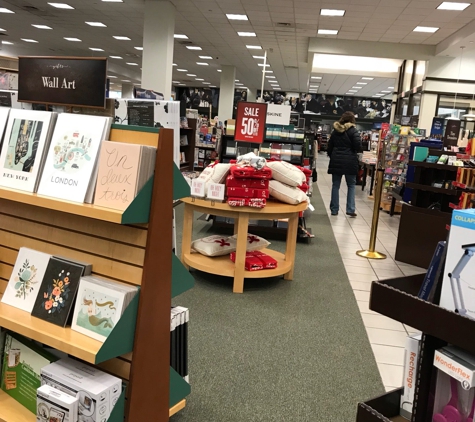 Barnes & Noble Booksellers - Richmond, VA