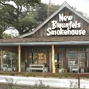 New Braunfels Smokehouse - American Restaurants