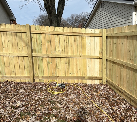 Superior Fence & Rail - Middleburg Heights, OH