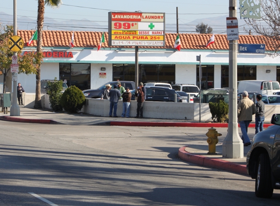 Just For You Laundry - Pacoima, CA