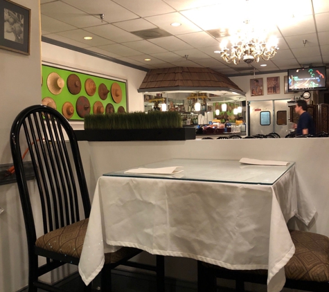 Thai Basil Restaurant - Chantilly, VA