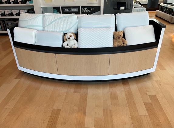 Tempur-Pedic Flagship Store - Edina, MN