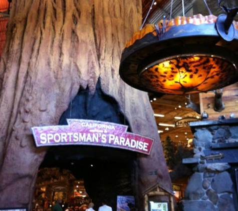 Bass Pro Shops - Manteca, CA