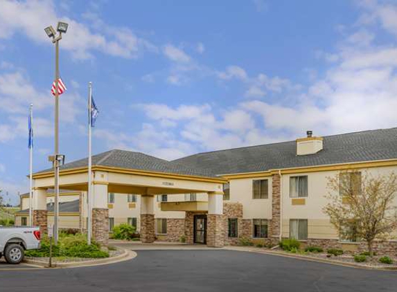 Comfort Inn & Suites Black River Falls I-94 - Black River Falls, WI