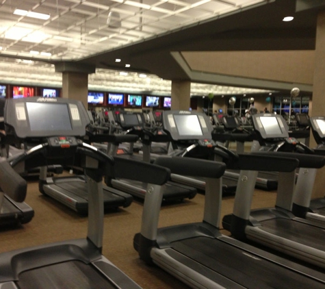 Life Time Fitness - Algonquin, IL