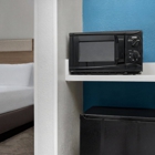 Holiday Inn Express & Suites Greensboro - Airport Area by IHG