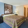 Super 8 by Wyndham Rockford I-90/Casino District gallery