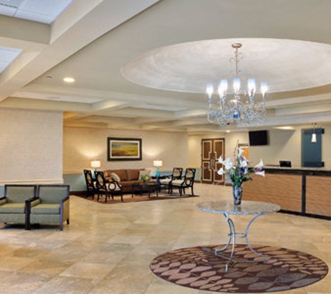 Radisson Hotel Freehold - Freehold, NJ