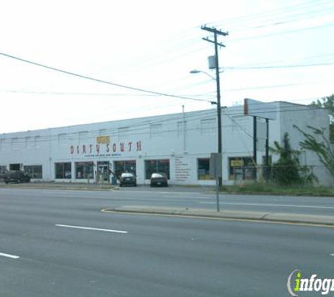 U-Haul Neighborhood Dealer - Charlotte, NC