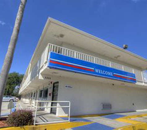 Motel 6 - Orlando, FL