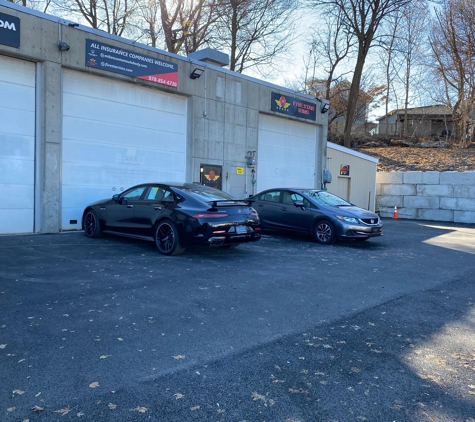 Mike's Custom Auto Body - Peabody, MA