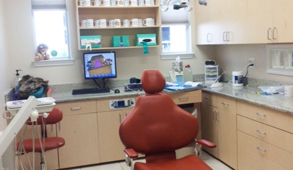 Westover Hills Pediatric Dentistry - San Antonio, TX. Treatment room