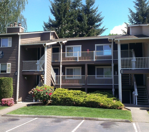 Raintree Village Apartments - Everett, WA