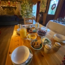 The Red Rooster Lodge - Lodging