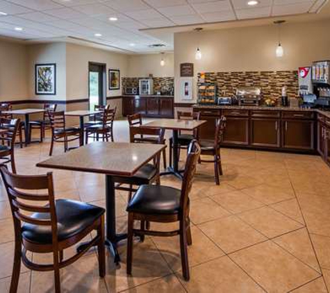 Best Western La Grange Inn & Suites - La Grange, TX