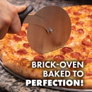 Saroki's Crispy Chicken & Pizza - Pizza